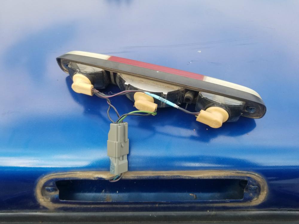 ford_ranger_led_brake_light_4.JPG