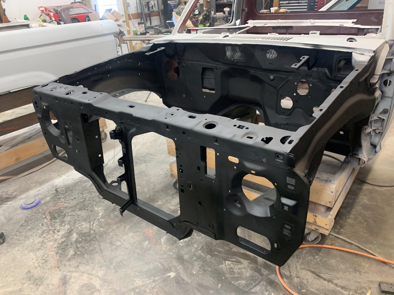 85 AC condenser mounting