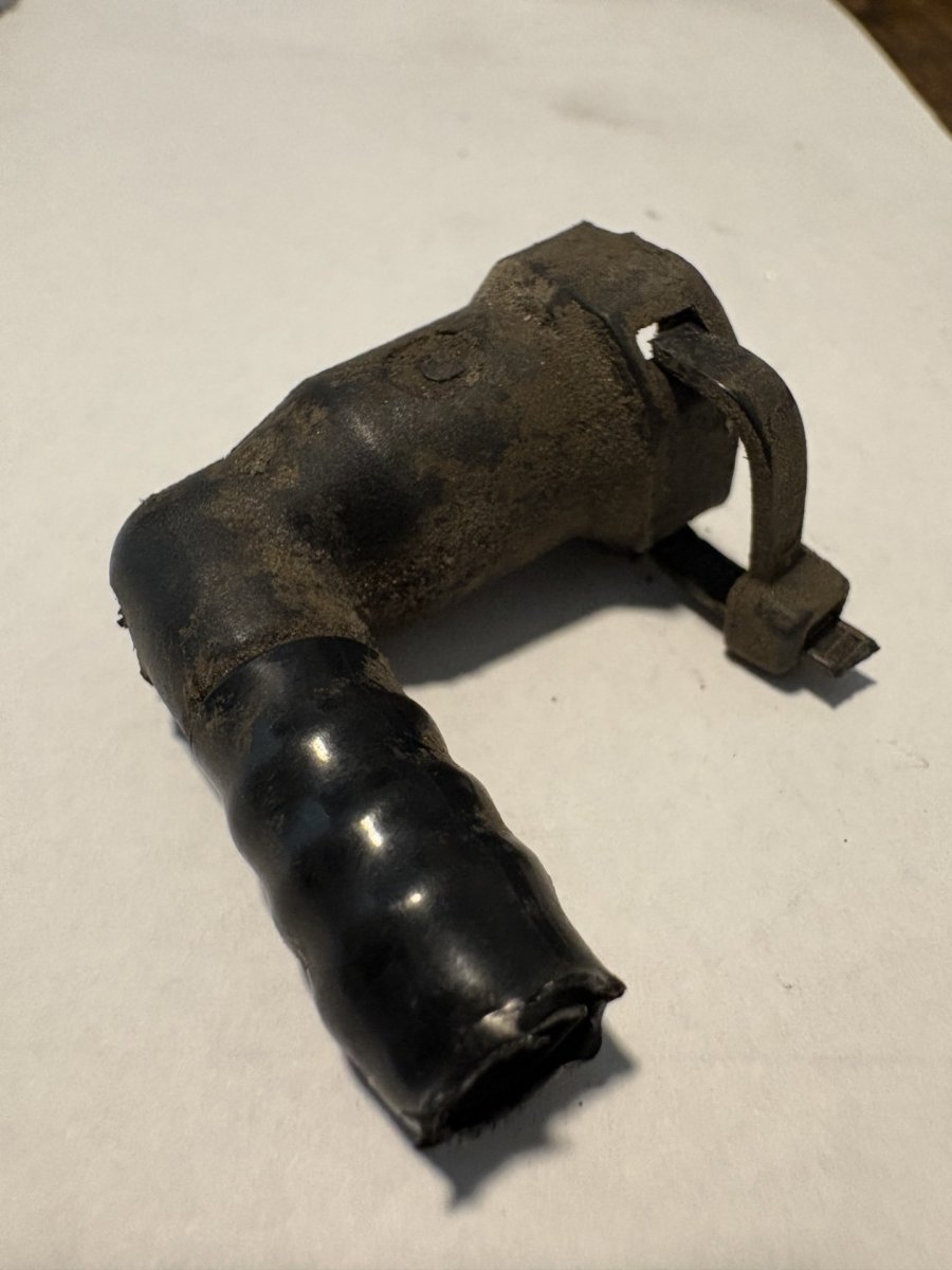 Fuel Line Clip with zip tie 1.jpg