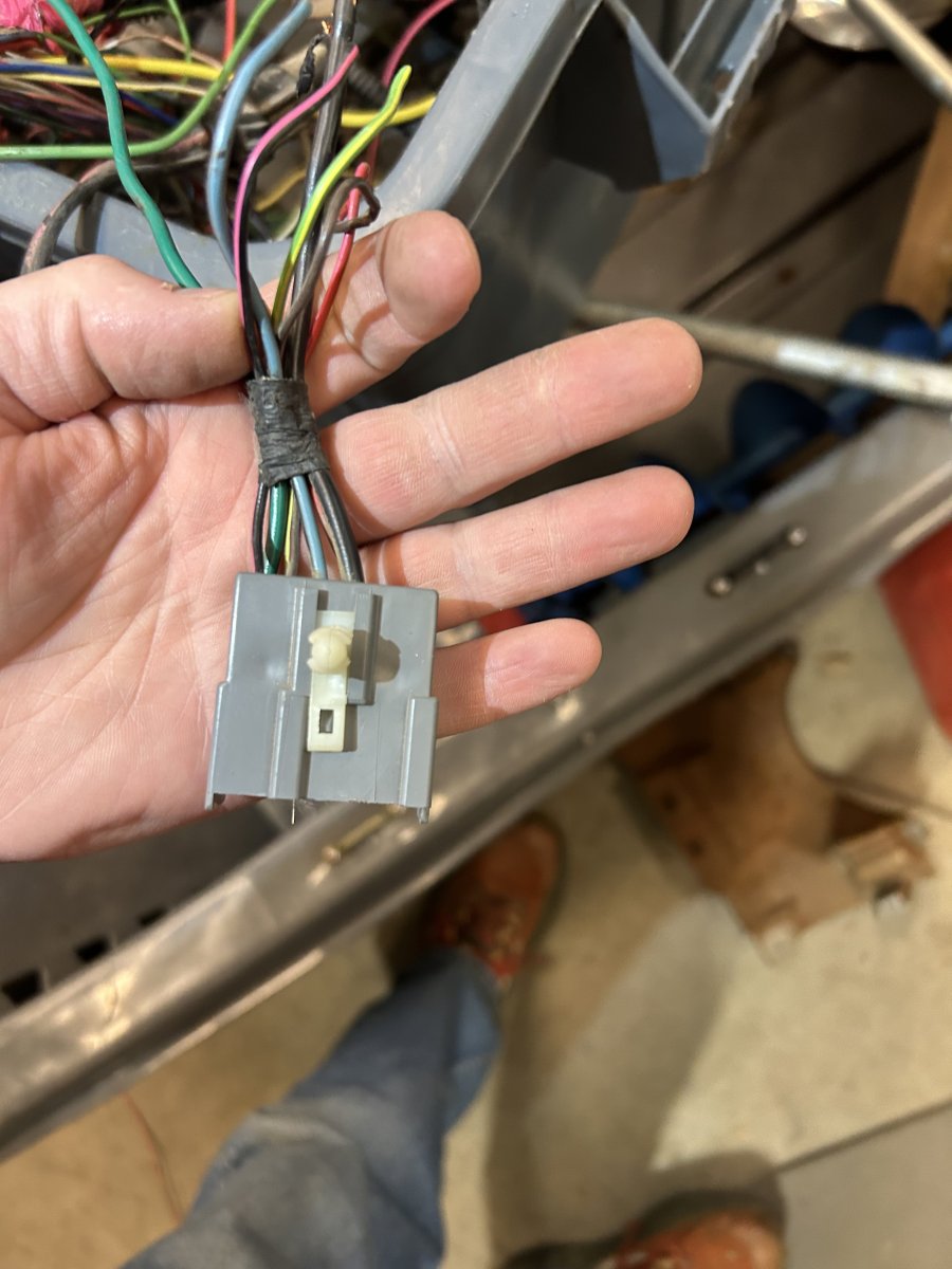 gray plug.jpg