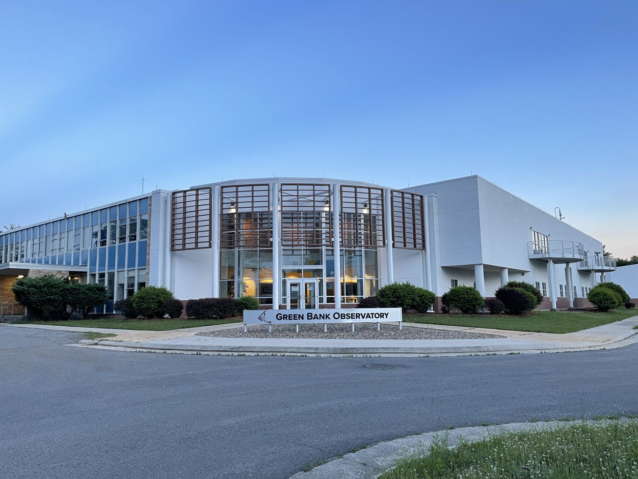 Green Bank Observatory.jpg