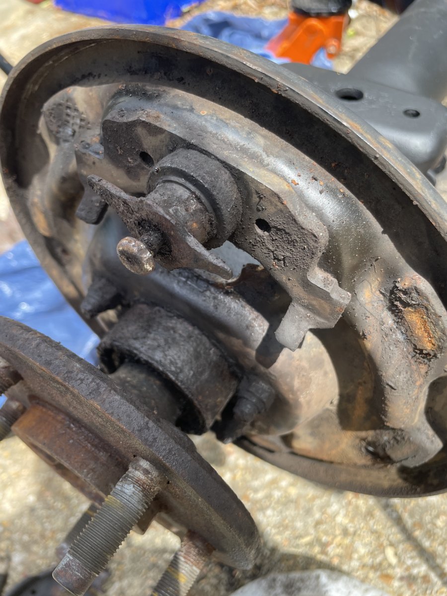 Wheel cylinder or axle seal leak?