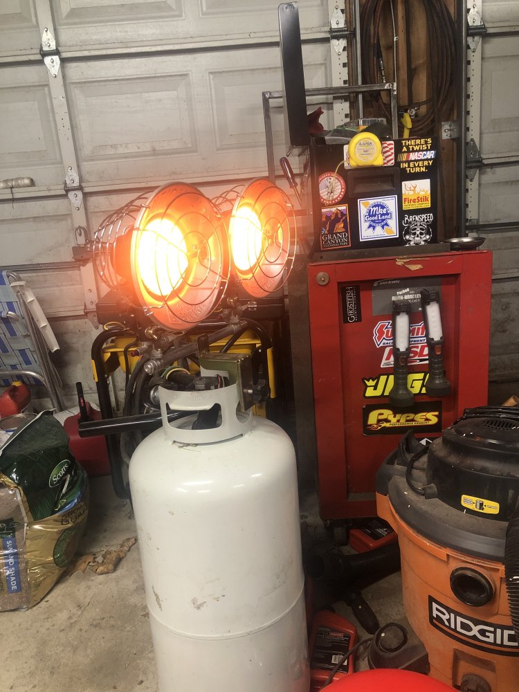 52436