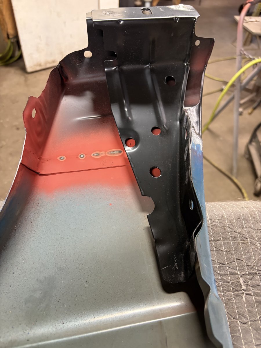 I need a favor from someone with a 93-97 Ranger w 7ft bed