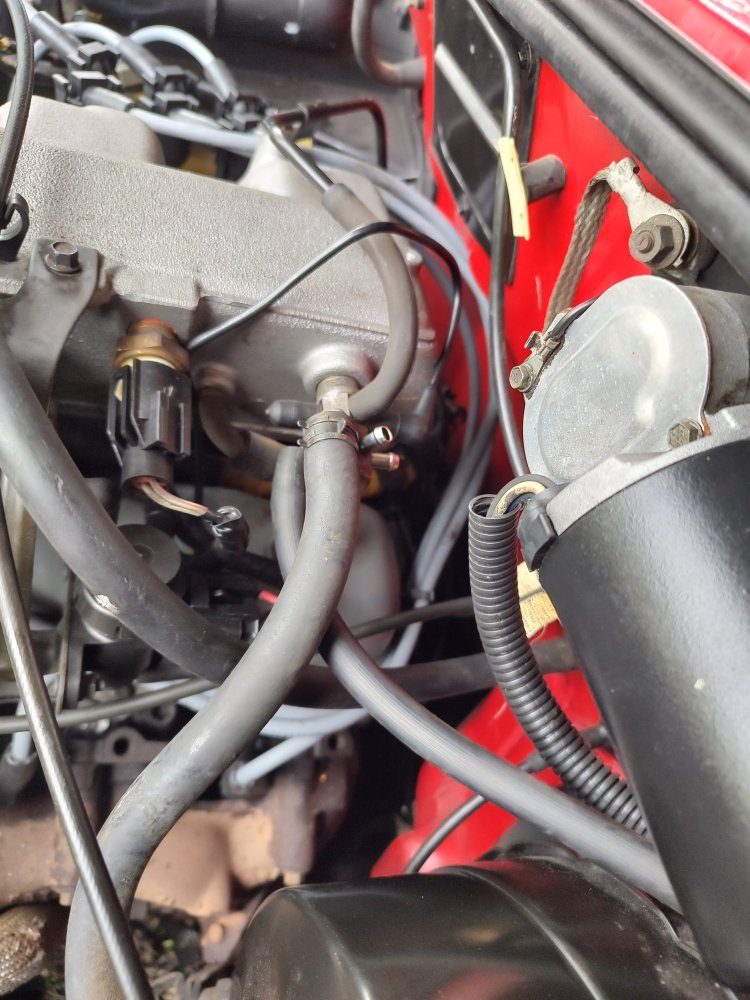 1994 B4000 4.0 vacuum leak