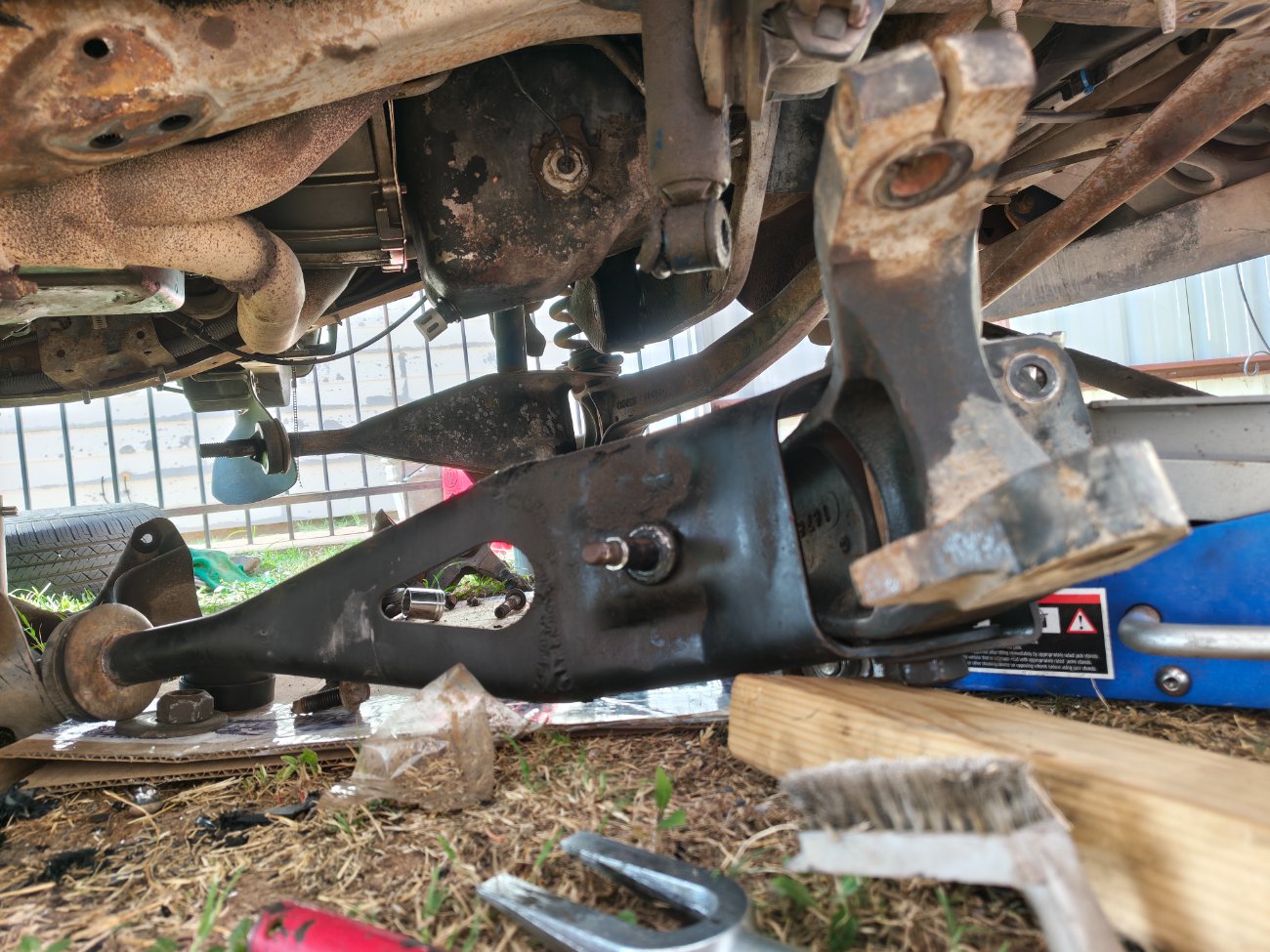 94 Ranger 2wd radius bushing bolts