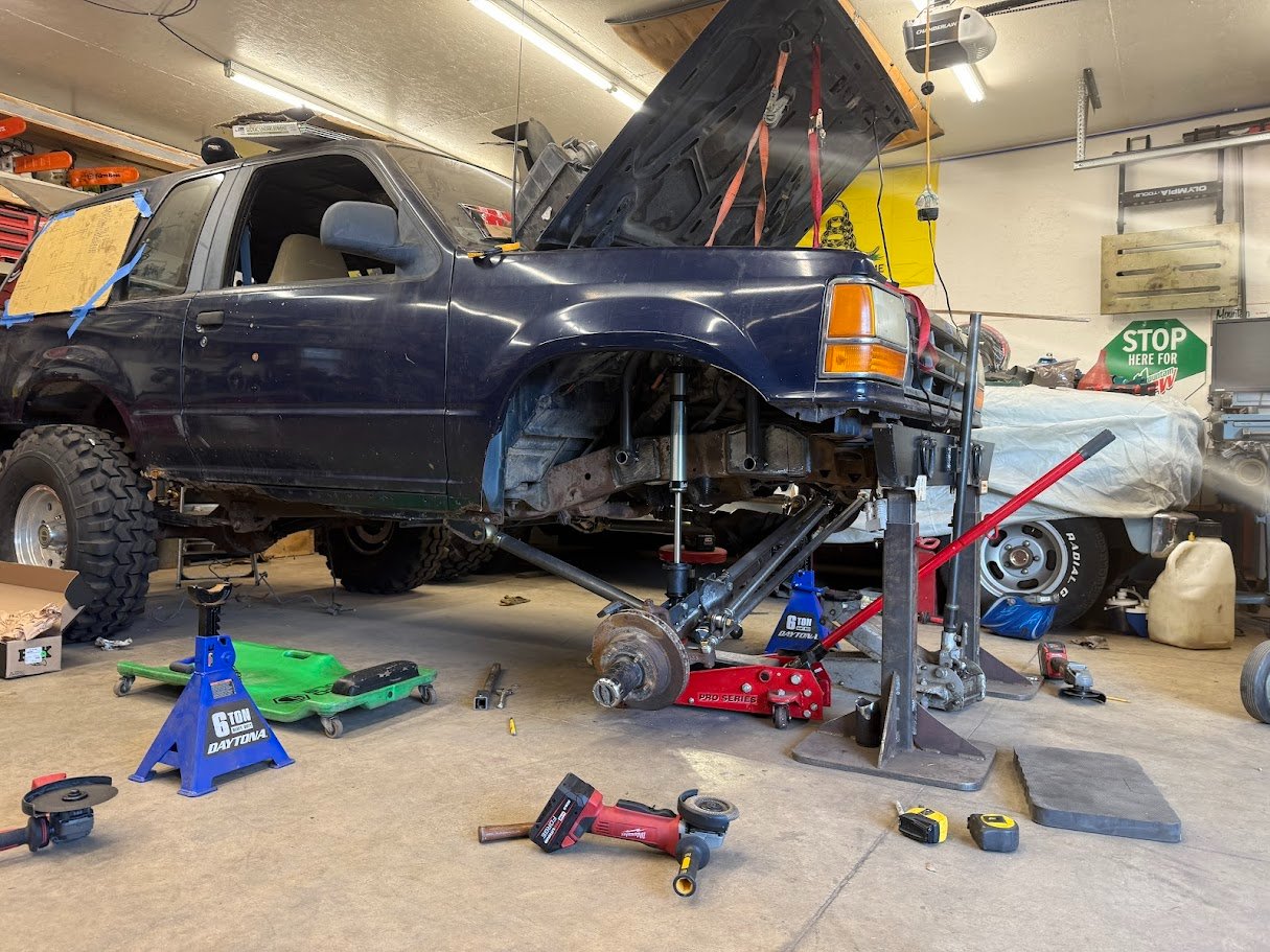 Ultra cheap offroad race Explorer turned rock crawler