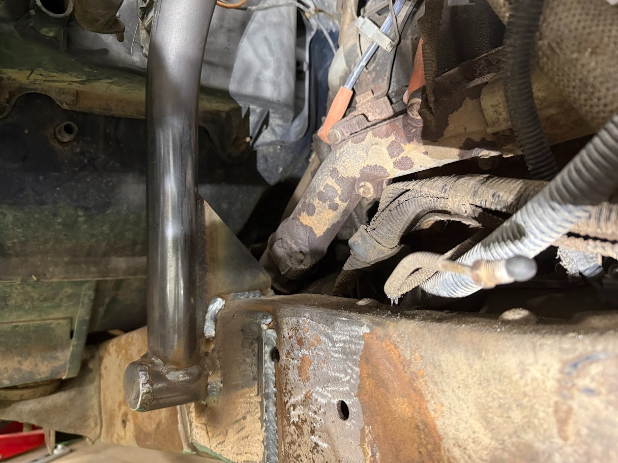 Ultra cheap offroad race Explorer turned rock crawler