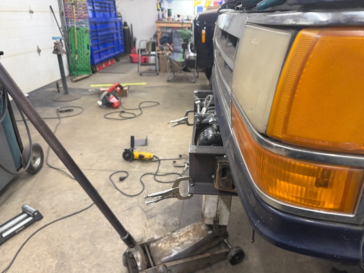 Ultra cheap offroad race Explorer turned rock crawler