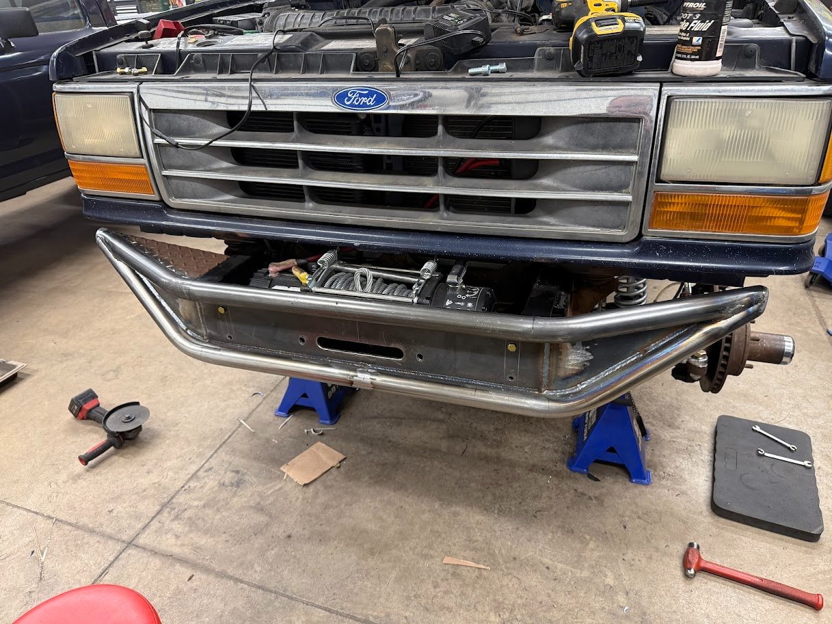 Ultra cheap offroad race Explorer turned rock crawler