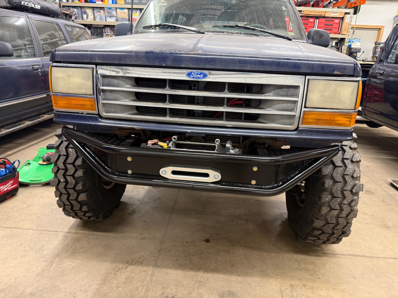 Ultra cheap offroad race Explorer turned rock crawler