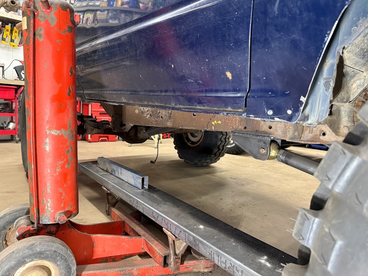 Ultra cheap offroad race Explorer turned rock crawler