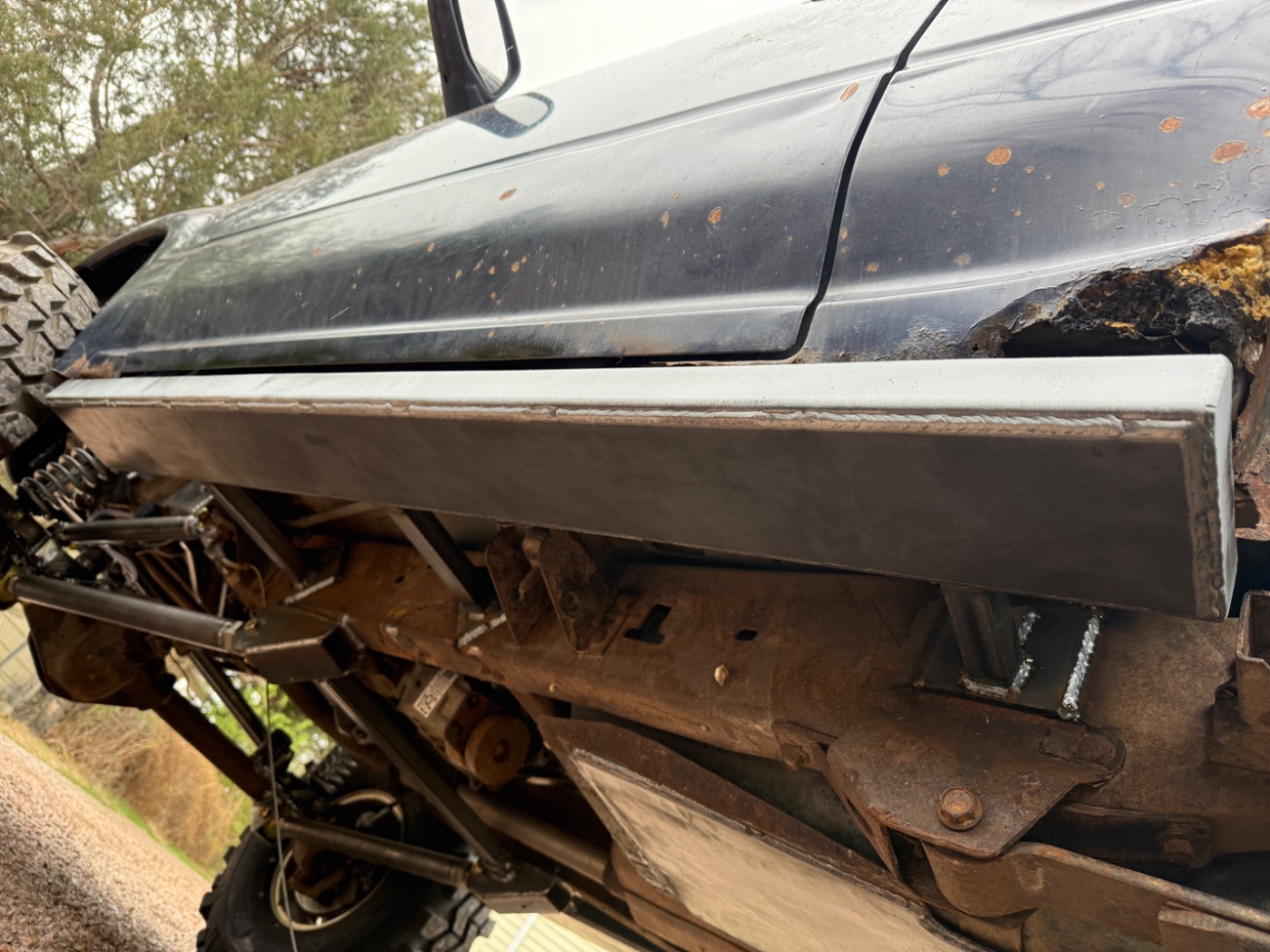 Ultra cheap offroad race Explorer turned rock crawler