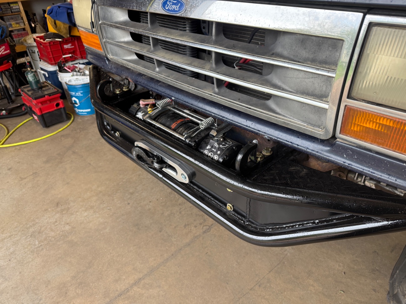 Ultra cheap offroad race Explorer turned rock crawler