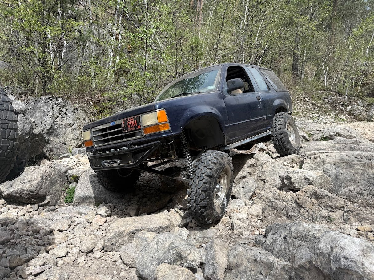 Ultra cheap offroad race Explorer turned rock crawler