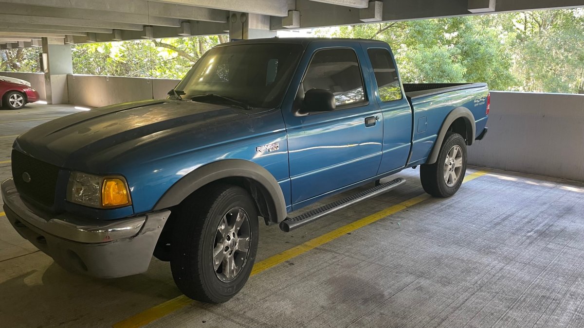 2001 Ranger 5.0L $4500