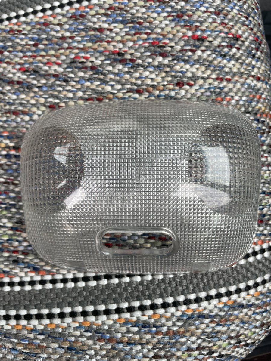 Dome light on a 2001 regular cab question