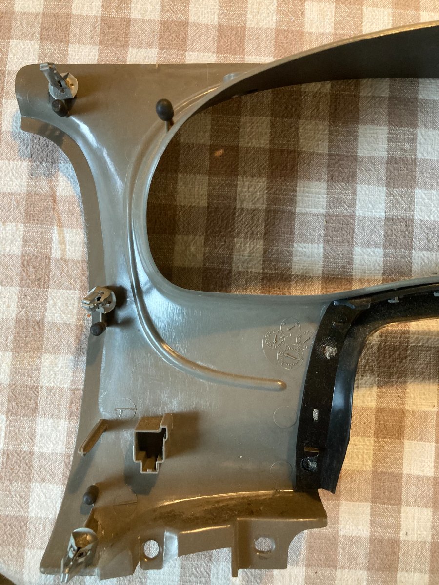 Dash cluster bezel from 99