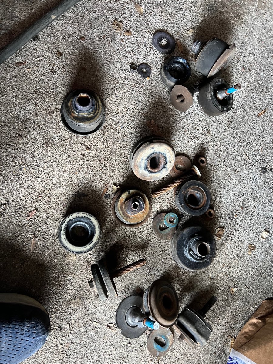 My new project - 03 Ranger 5.0 Swap