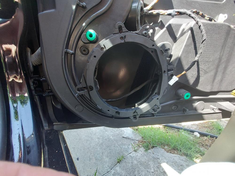 jaguar_xj8_door_speaker_replacement_pioneer-4.JPG