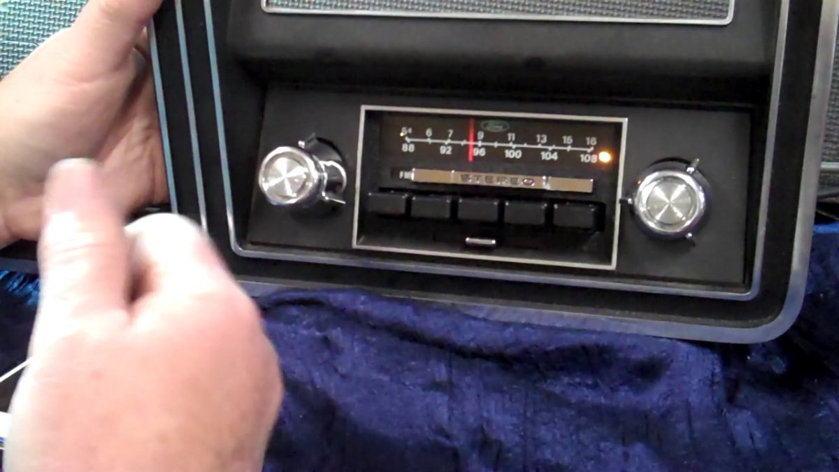 bottom with a P on it, what's it for .