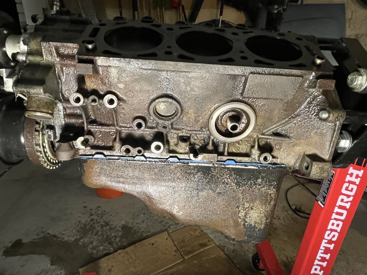 mazda-b3000-engine.jpg