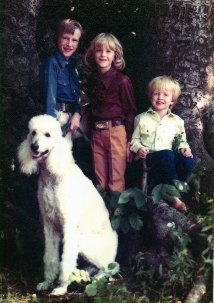 Mike, Teri, Scott and Bojo001.jpg