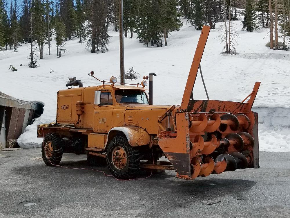 monarch_pass_snowblower-1.JPG