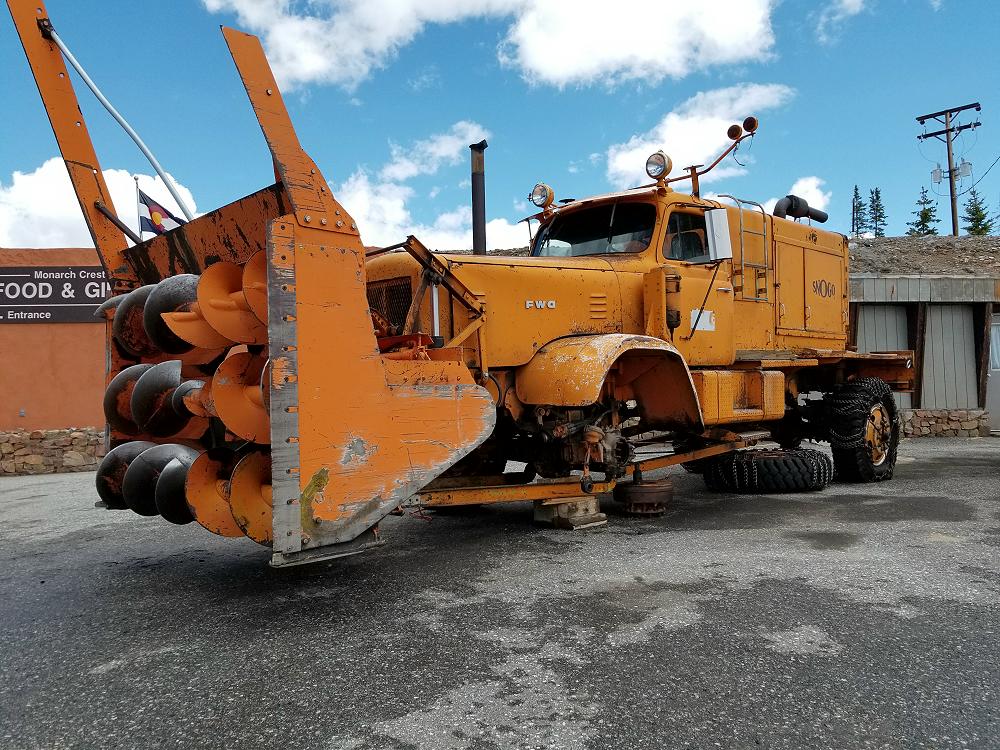 monarch_pass_snowblower-2.JPG