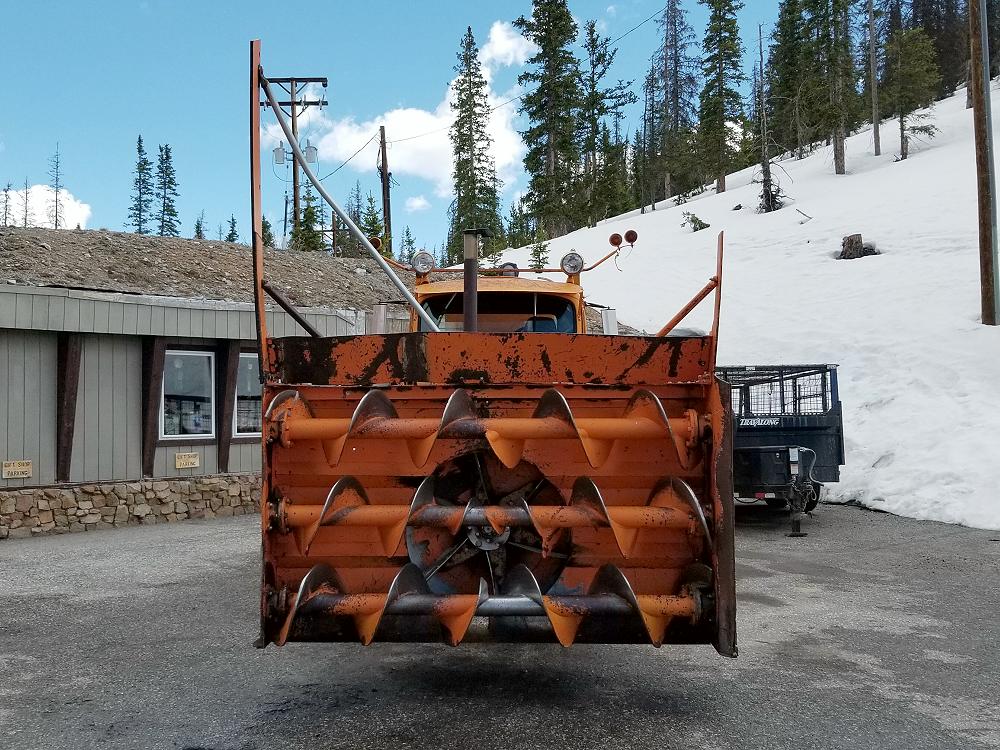 monarch_pass_snowblower-3.JPG