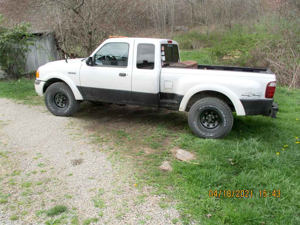new wheels and tires 01.jpg