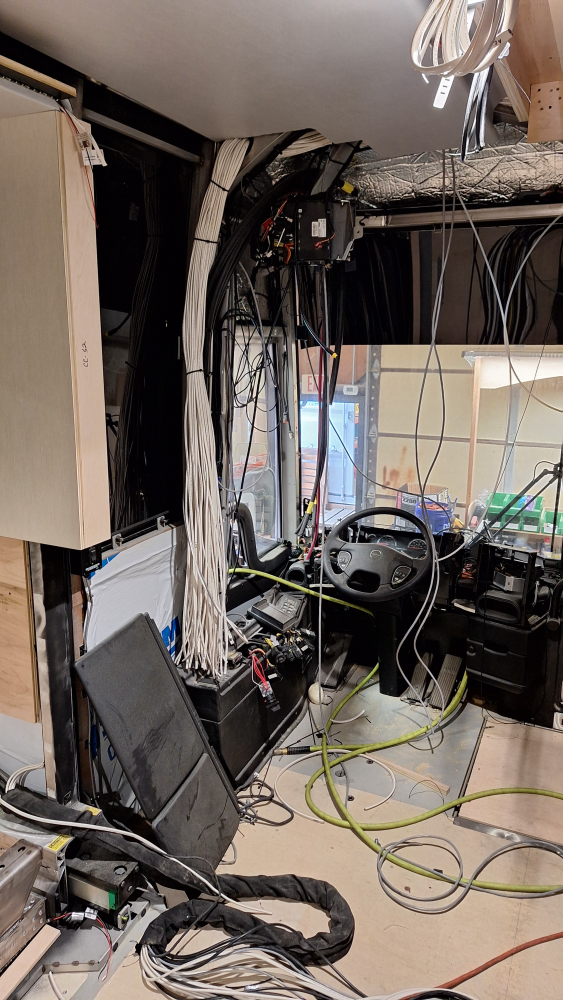 prevost_custom_bus_conversion-5.PNG
