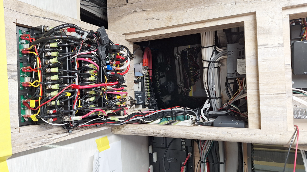 prevost_custom_bus_conversion-6.PNG
