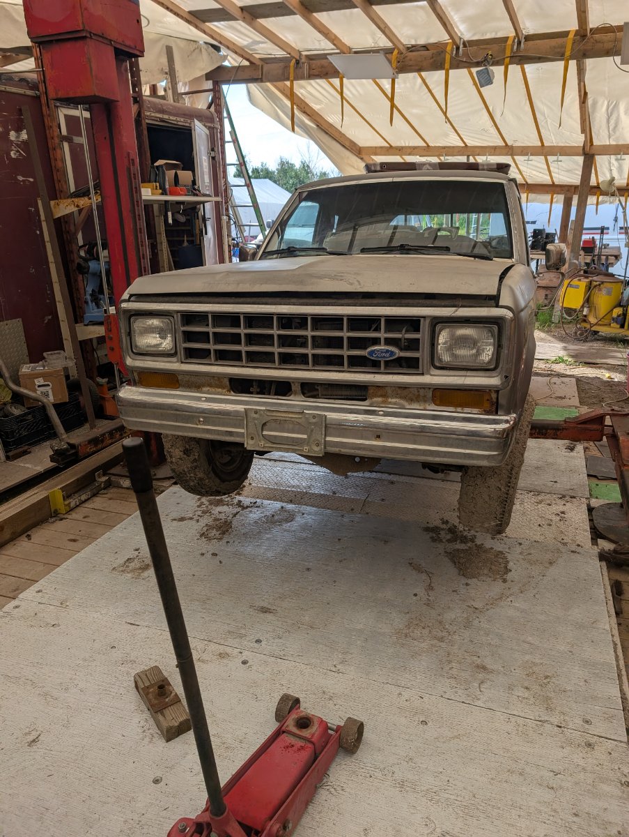 Removing parts from my 1986 Ranger SCLB