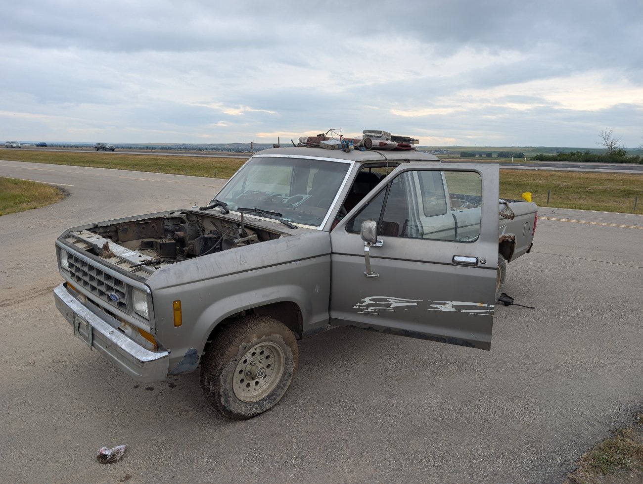 86 Xcab, no motor or trans