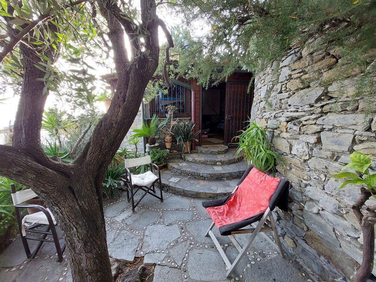 recco_italy_apartment_100.JPG