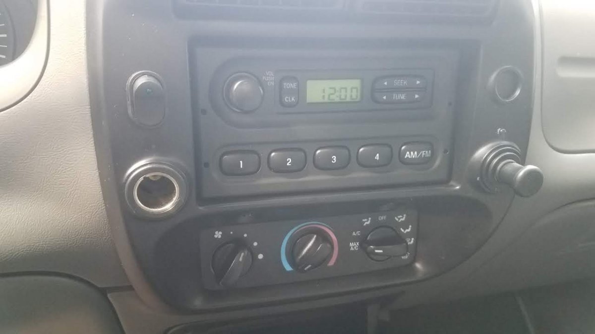 Factory Ford radios...