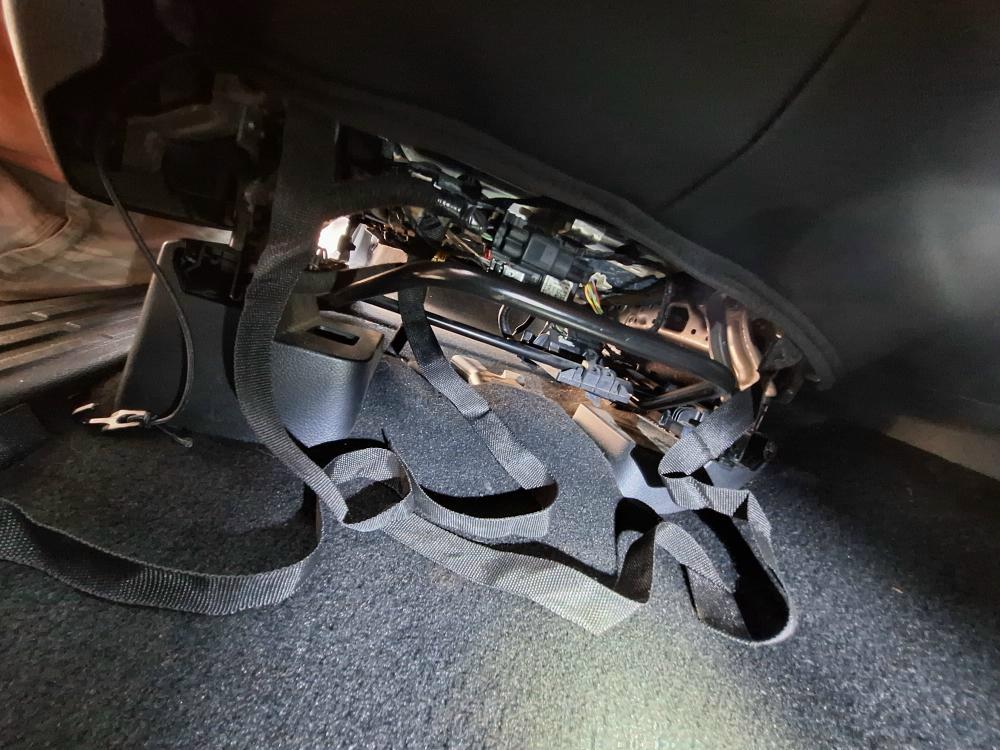 seatcover_2019_ford_ranger_install-340.JPG