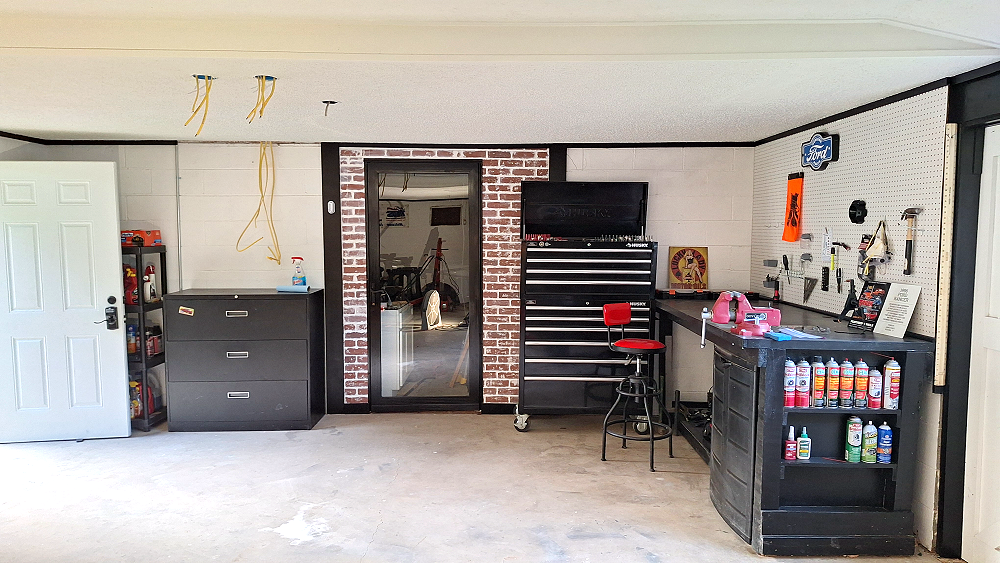 shop_doorway_2025-120.PNG