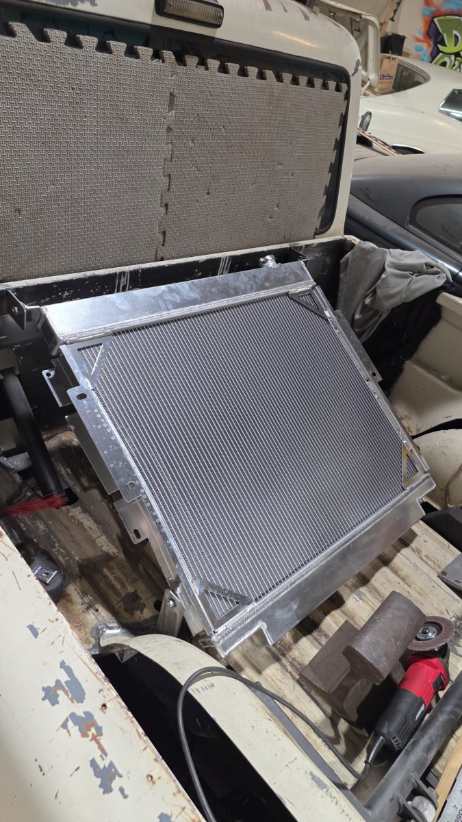 The $600 1988 Ranger project. A semi-serious race truck build.