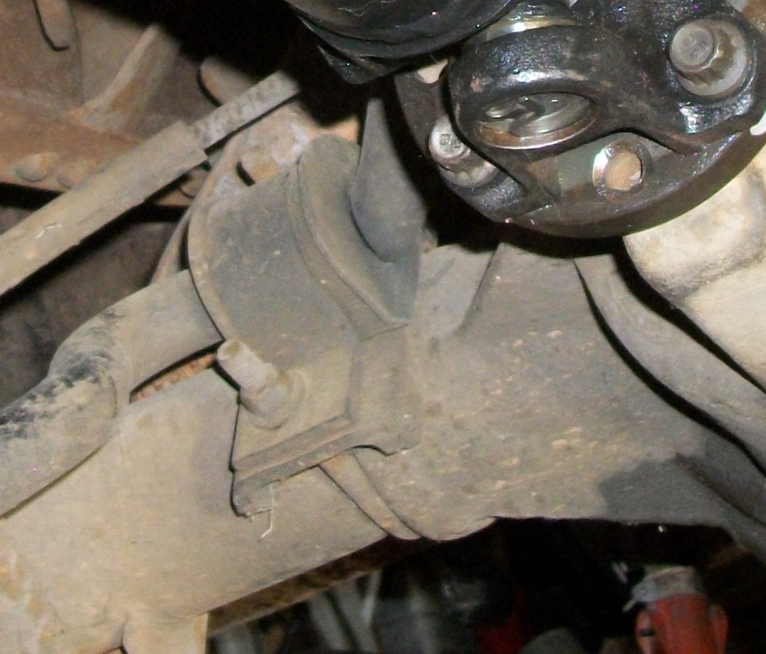 sway bracket detail.jpg