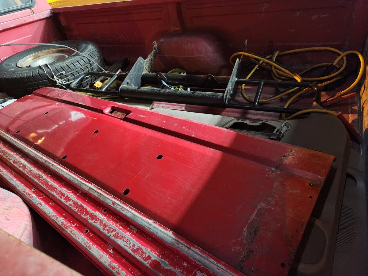 TailgateAndBrushGuard.jpg