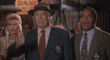 tenor (25).gif
