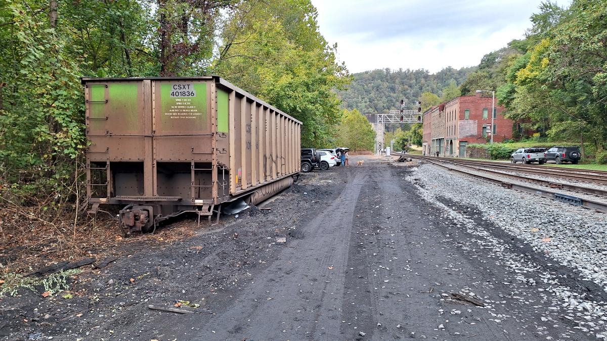 Thurmond, WV Derailed Coal Car
