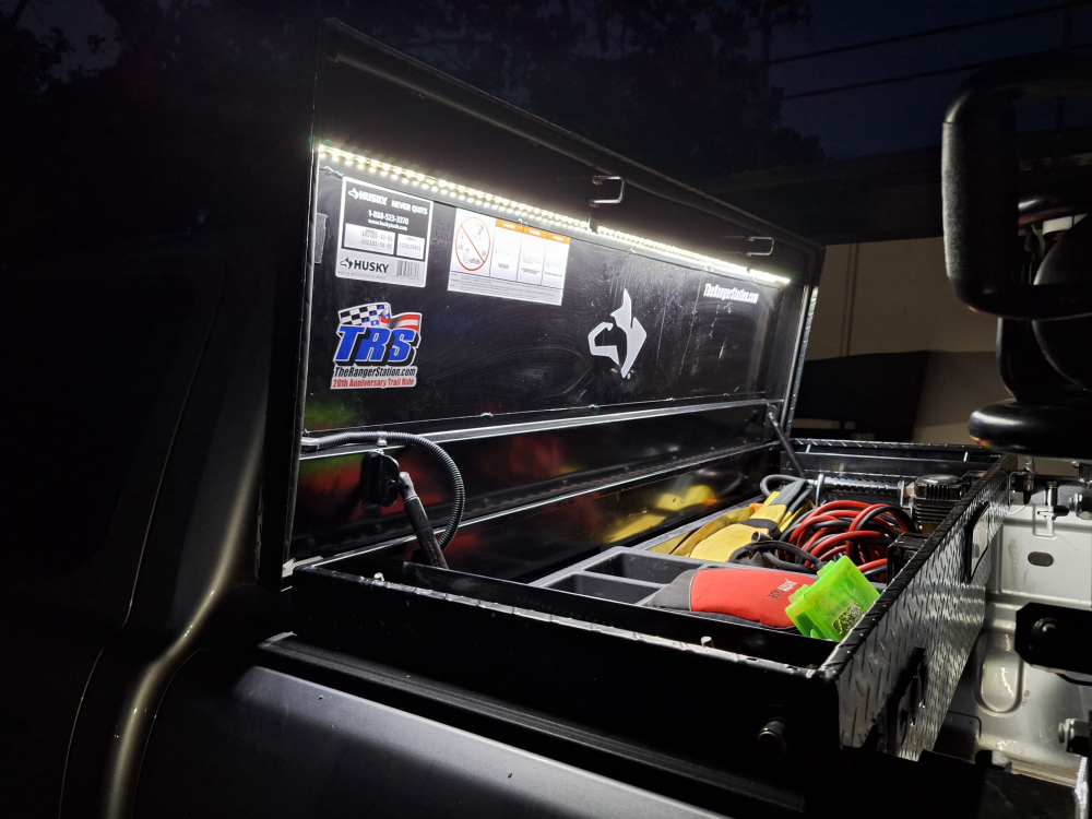 toolbox-lights-night.PNG