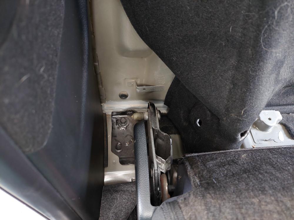 trs-3_ford_ranger_trail_comms_cb_antenna_800.JPG