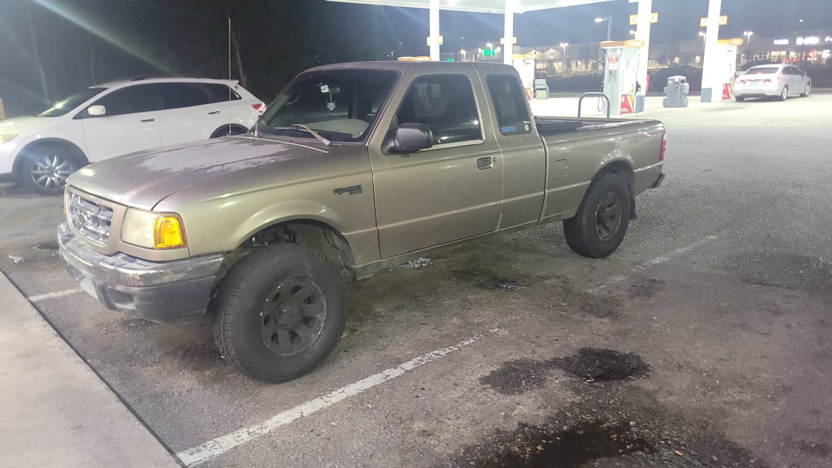 truck lift stance 1.jpg