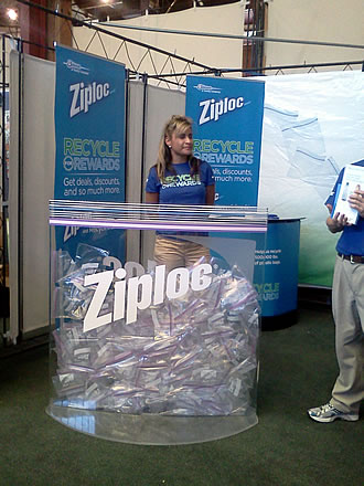 Ziploc-Green-Festival-booth-01.jpg