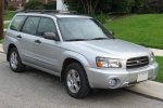 800px-2003-2005_Subaru_Forester_XS.jpg
