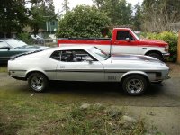 I love my dads 1971 ford mustang mach 1 =)